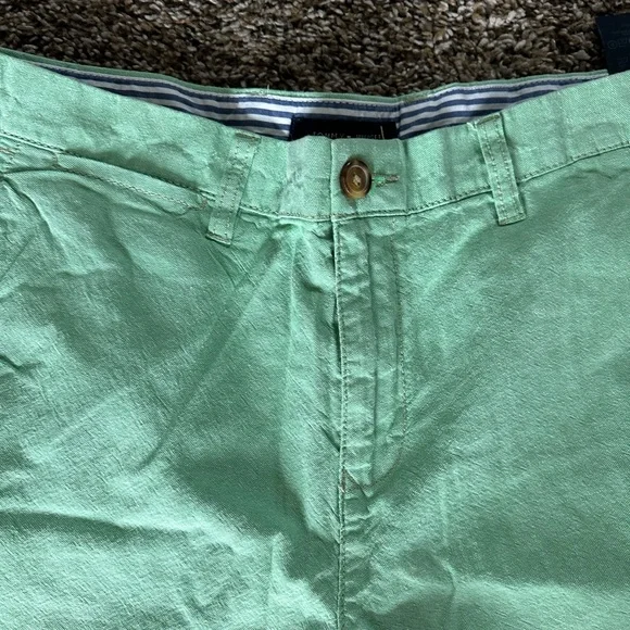 Men’s 34 Tommy Hilfiger Green Flat Front Shorts - Picture 2 of 8